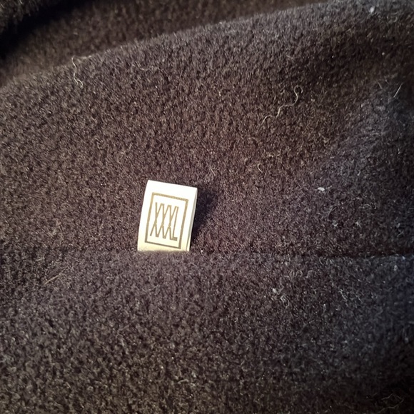 Mercedes AMG Vest - Picture 6 of 7